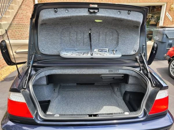 2006 BMW E46 330i & 330Ci - Image 20 of 21