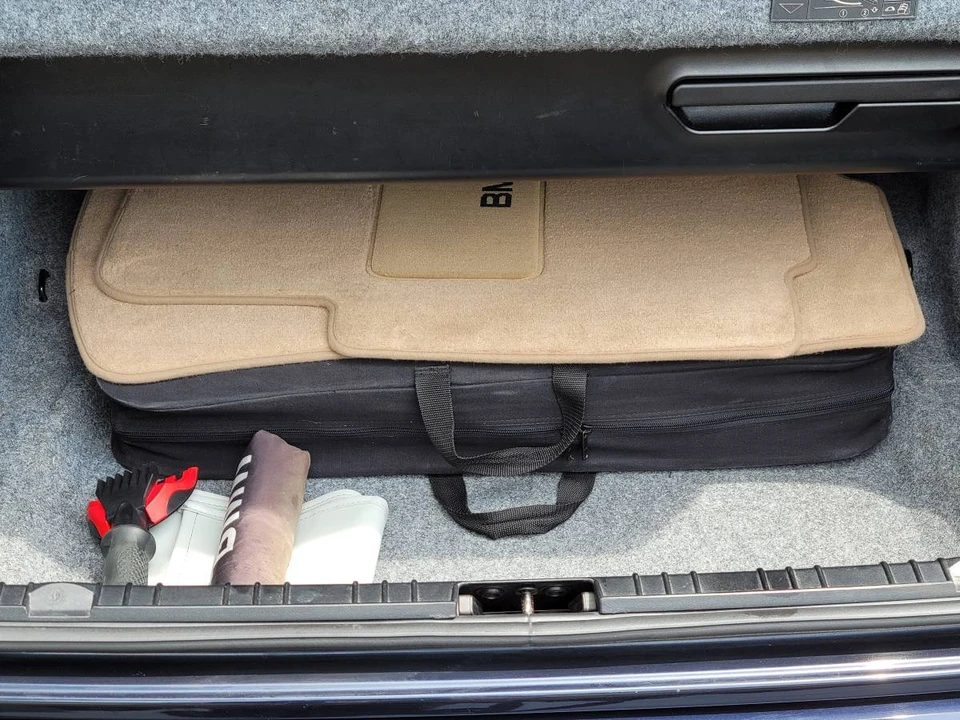 2006 BMW E46 330i & 330Ci - Image 19 of 24