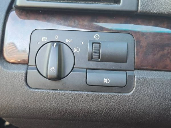2006 BMW E46 330i & 330Ci - Image 16 of 20