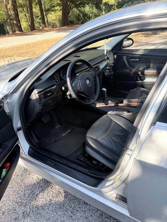 2006 BMW E90 3 Series Sedan - Image 6 of 8