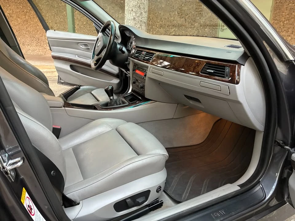 2006 BMW E90 3 Series Sedan - Image 16 of 20