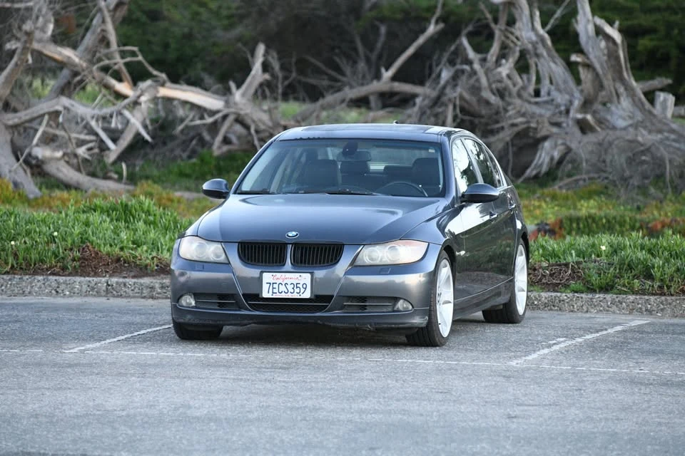 2006 BMW E46 330i & 330Ci - Image 2 of 6