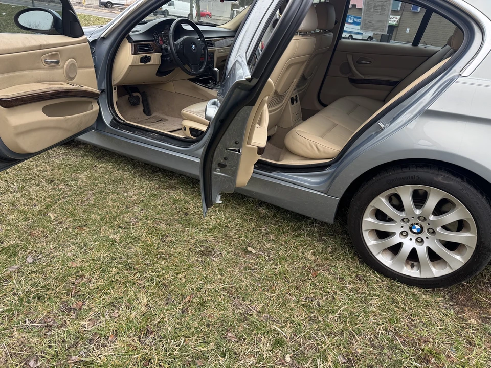 2006 BMW E46 330i & 330Ci - Image 15 of 21