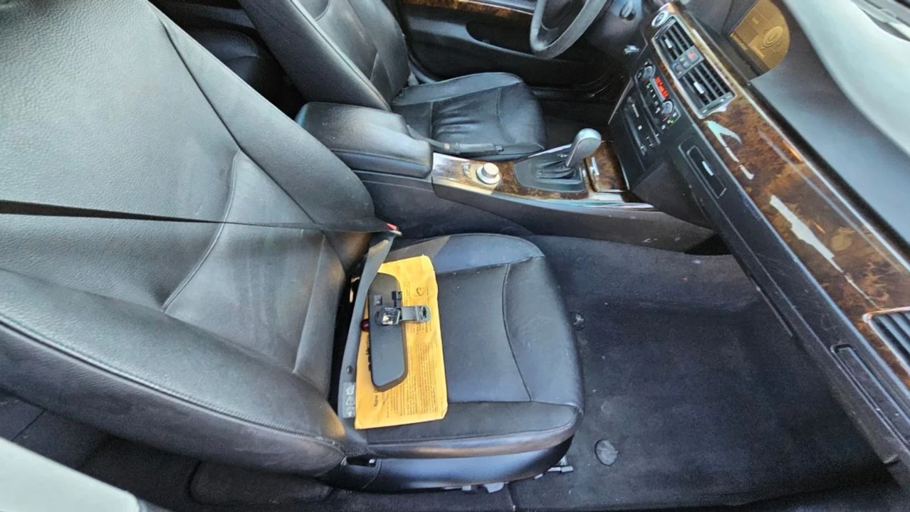2006 BMW E90 3 Series Sedan - Image 15 of 21