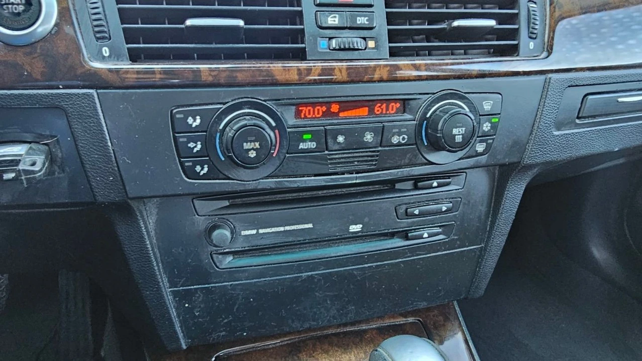 2006 BMW E90 3 Series Sedan - Image 20 of 21