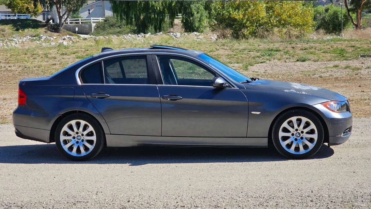 2006 BMW E90 3 Series Sedan - Image 13 of 21
