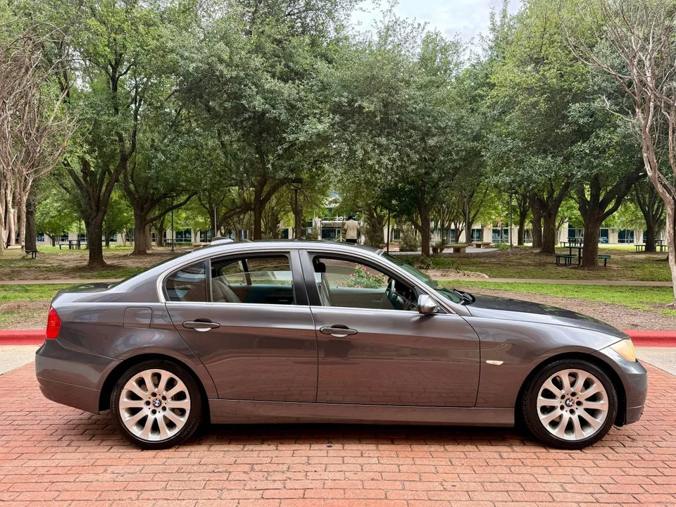 2006 BMW E46 330i & 330Ci - Image 2 of 13