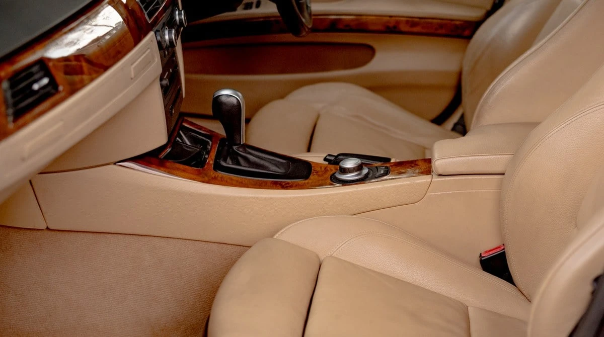 2006 BMW E90 3 Series Sedan - Image 13 of 30
