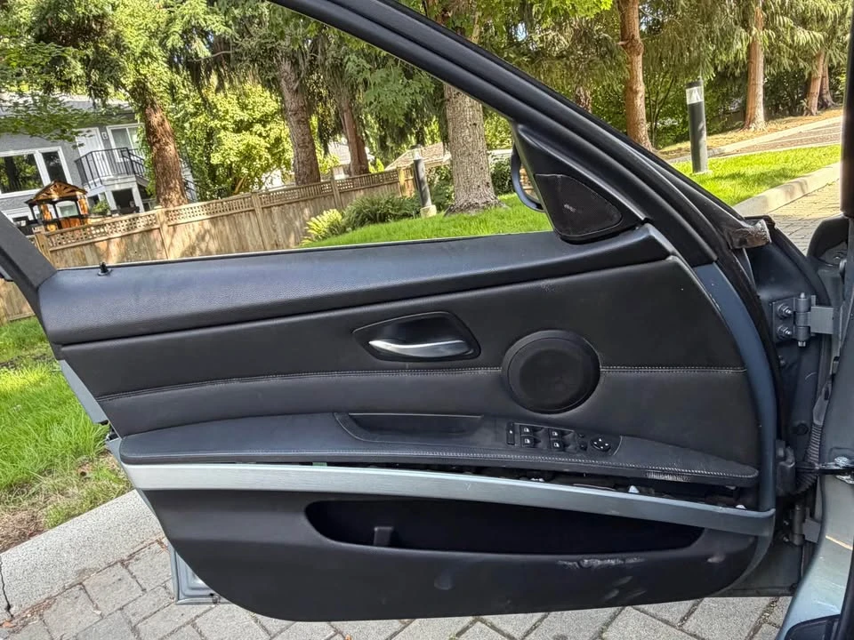 2006 BMW E46 330i & 330Ci - Image 15 of 17
