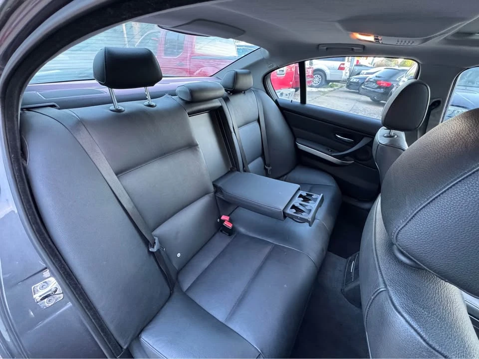 2006 BMW E46 330i & 330Ci - Image 5 of 10