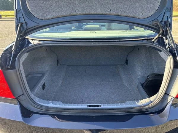 2006 BMW E46 330i & 330Ci - Image 13 of 18