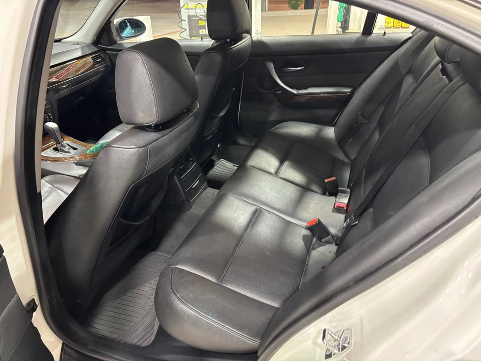 2006 BMW E46 330i & 330Ci - Image 9 of 9