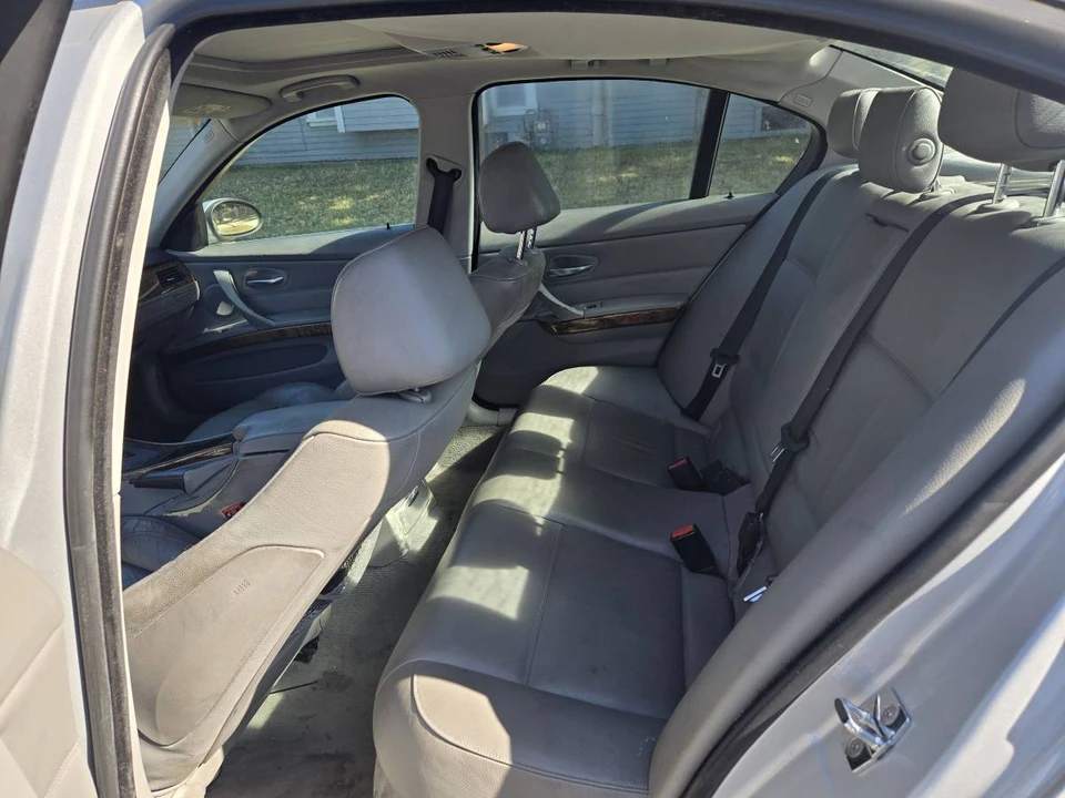 2006 BMW E46 330i & 330Ci - Image 6 of 7