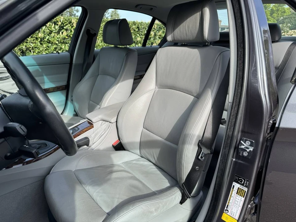 2006 BMW E46 330i & 330Ci - Image 11 of 16