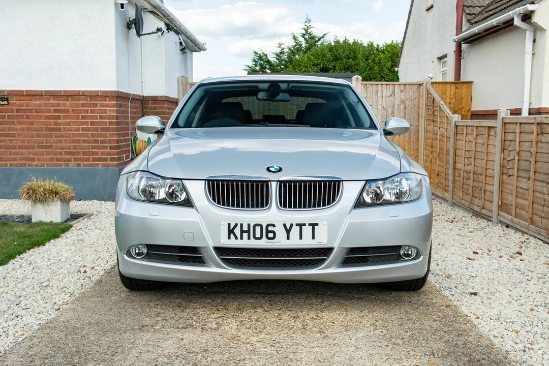 2006 BMW E90 3 Series Sedan - Image 4 of 30