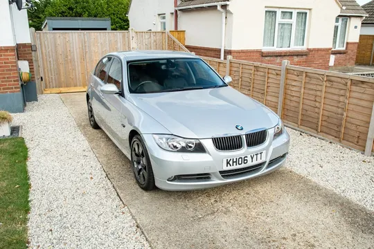 2006 BMW 330i SE Steptronic E90