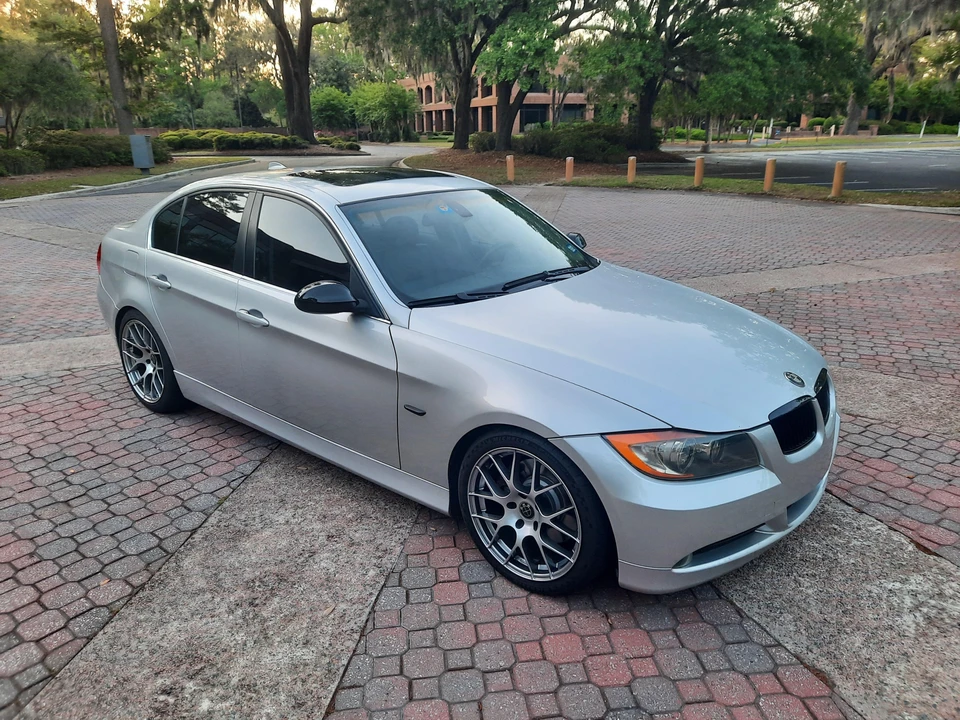 2006 BMW E90 3 Series Sedan - Image 24 of 31