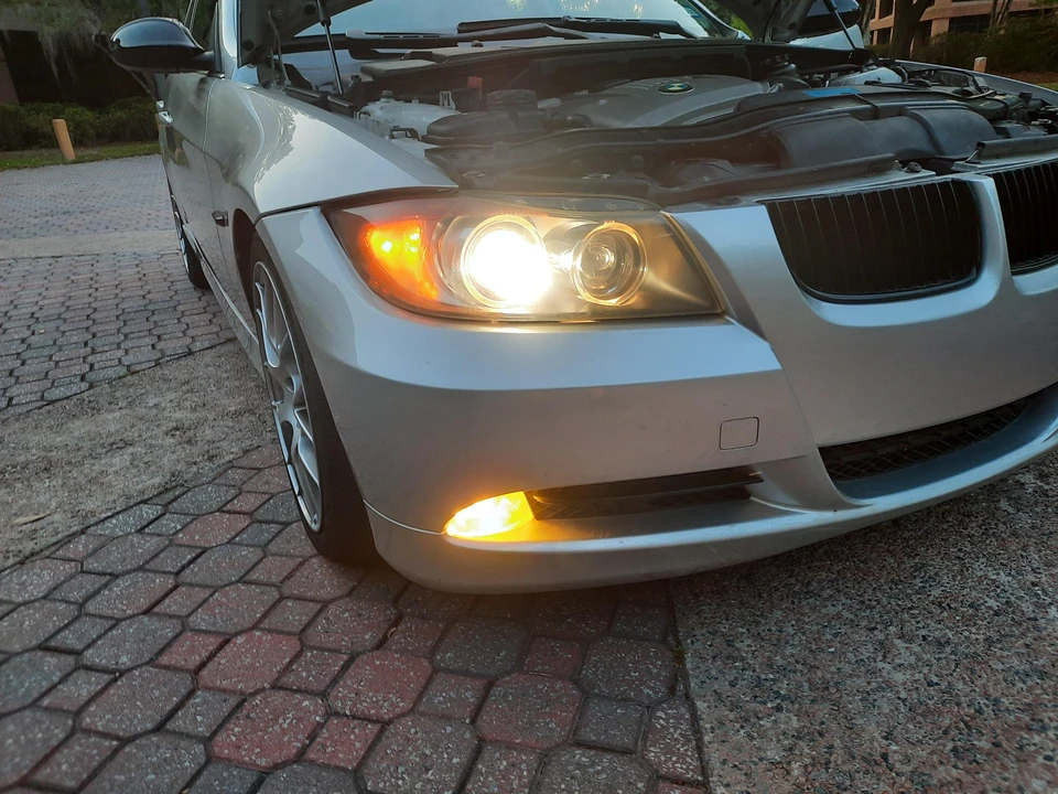 2006 BMW E90 3 Series Sedan - Image 28 of 31