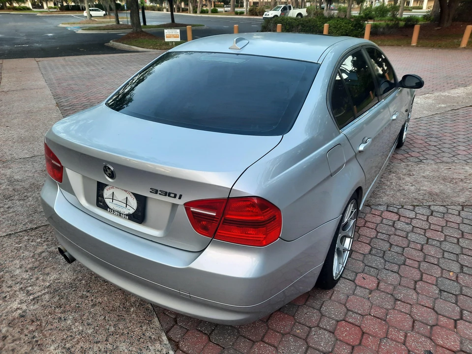 2006 BMW E90 3 Series Sedan - Image 17 of 31