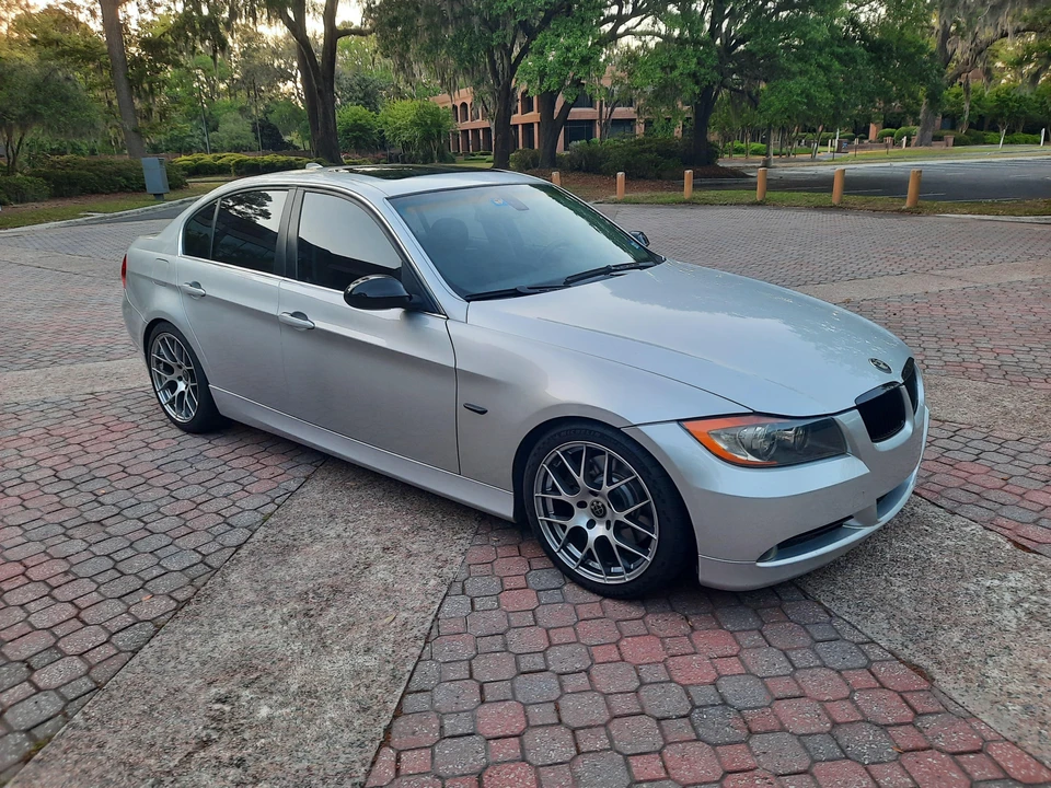 2006 BMW E90 3 Series Sedan - Image 23 of 31