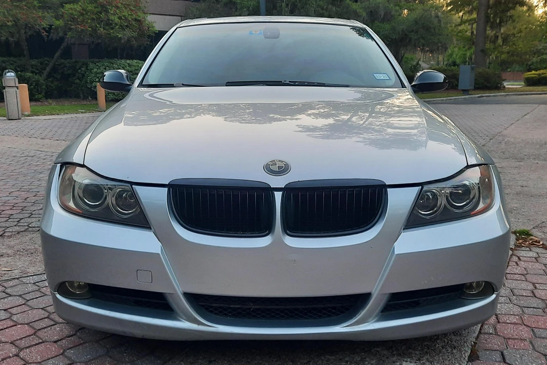 2006 BMW E90 3 Series Sedan - Image 2 of 31