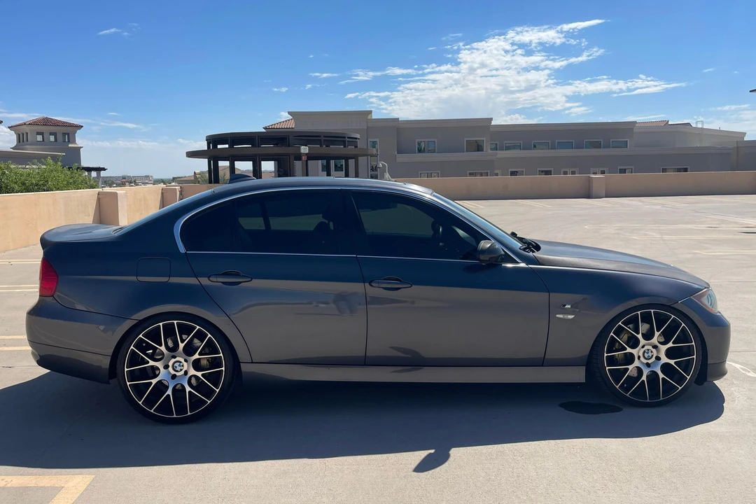 2006 BMW E90 3 Series Sedan - Image 3 of 31