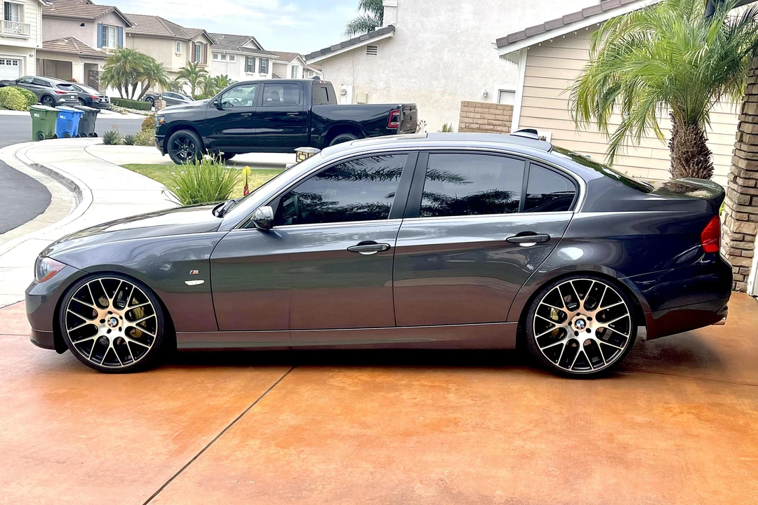2006 BMW E90 3 Series Sedan - Image 3 of 31