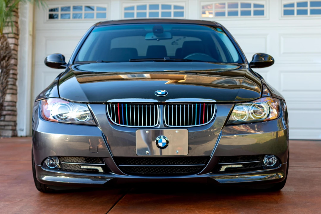2006 BMW E90 3 Series Sedan - Image 2 of 31