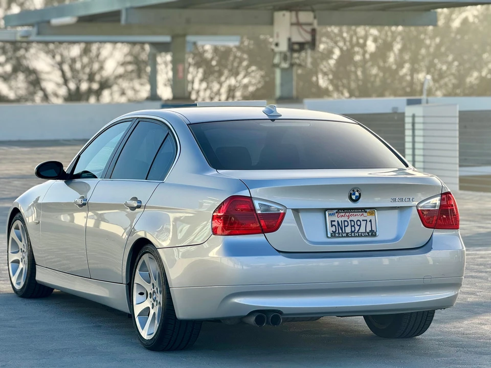 2006 BMW E90 3 Series Sedan - Image 12 of 31