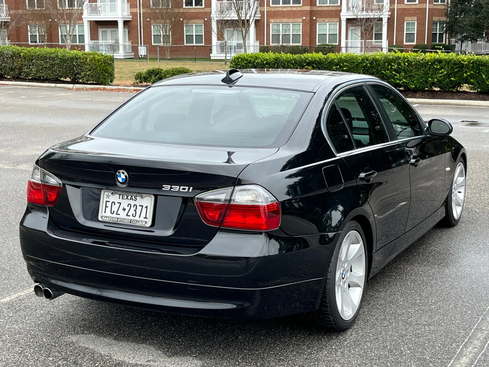 2006 BMW E90 3 Series Sedan - Image 15 of 31