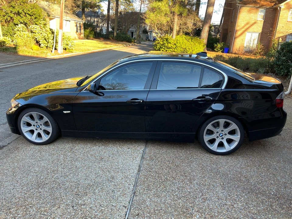 2006 BMW E90 3 Series Sedan - Image 13 of 31