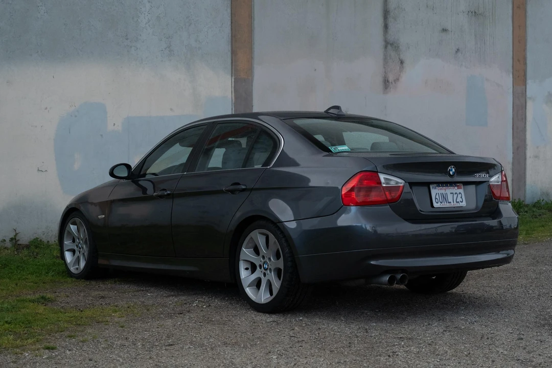 2006 BMW E90 3 Series Sedan - Image 10 of 31