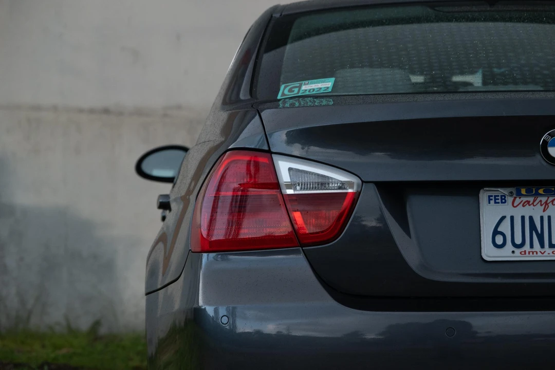2006 BMW E90 3 Series Sedan - Image 25 of 31