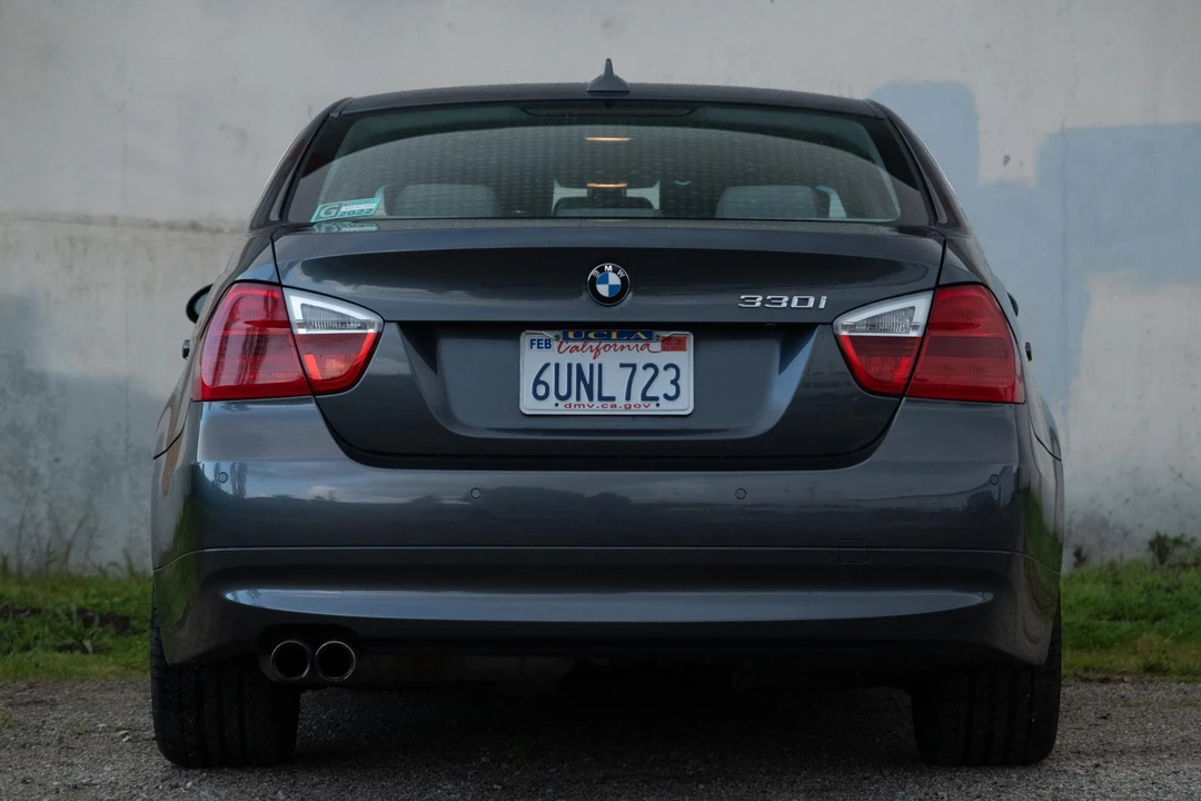2006 BMW E90 3 Series Sedan - Image 13 of 31