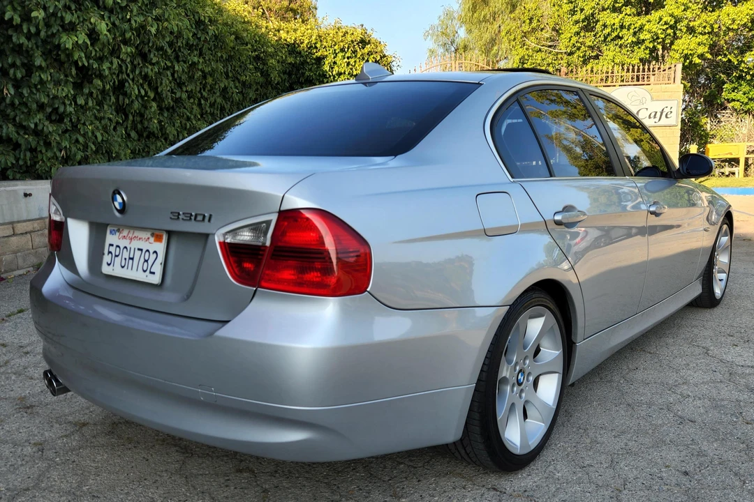 2006 BMW E90 3 Series Sedan - Image 4 of 31