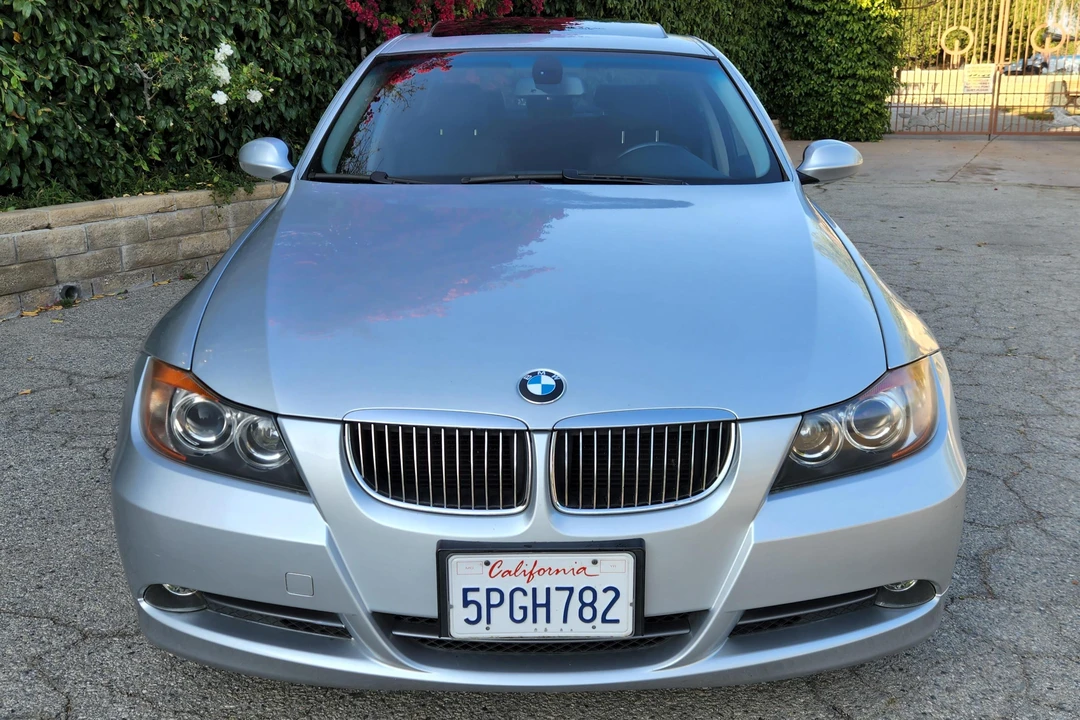 2006 BMW E90 3 Series Sedan - Image 2 of 31