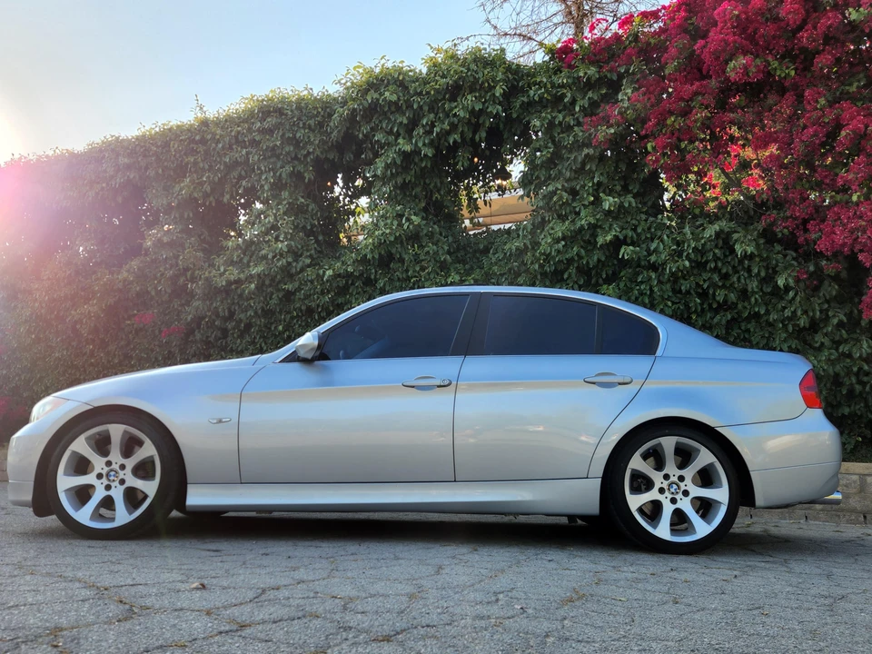 2006 BMW E90 3 Series Sedan - Image 15 of 31