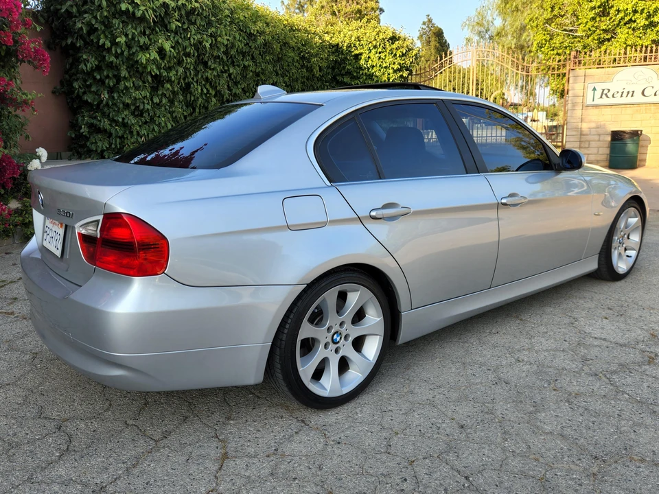 2006 BMW E90 3 Series Sedan - Image 27 of 31