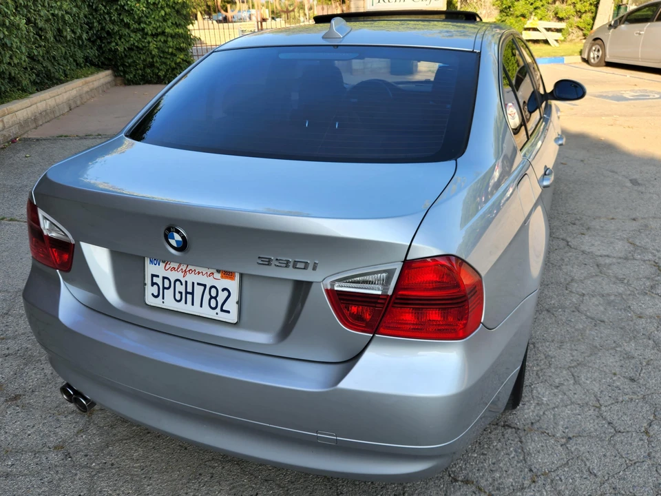 2006 BMW E90 3 Series Sedan - Image 24 of 31