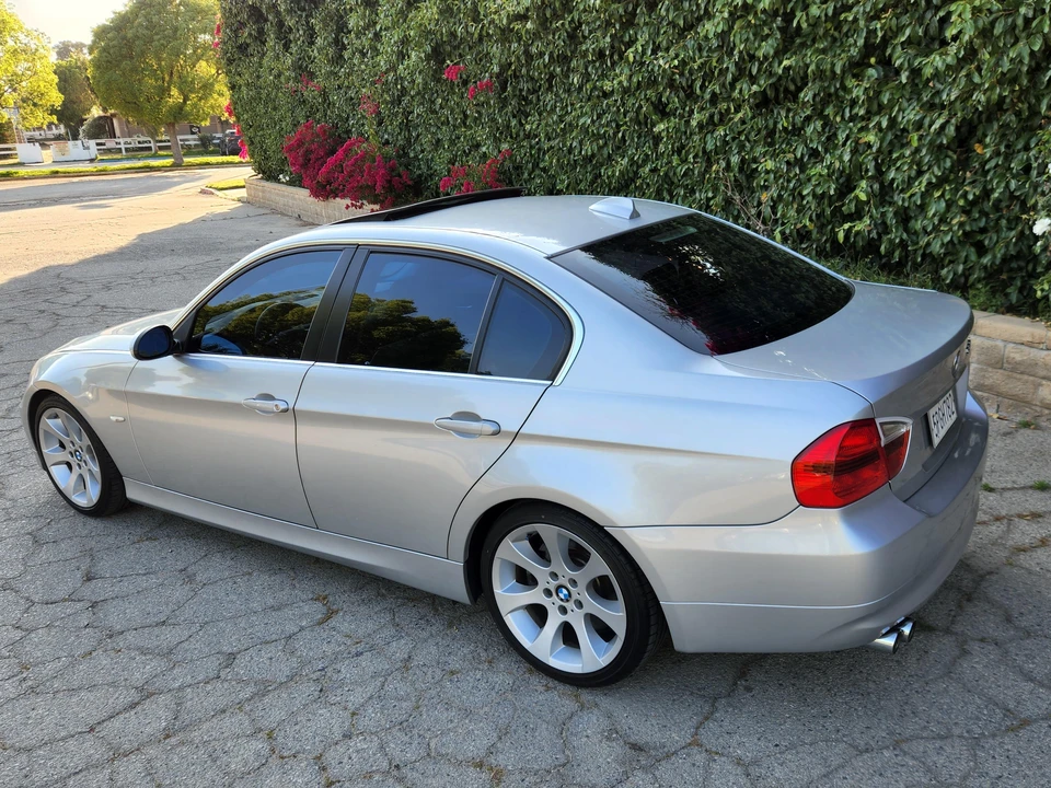 2006 BMW E90 3 Series Sedan - Image 19 of 31