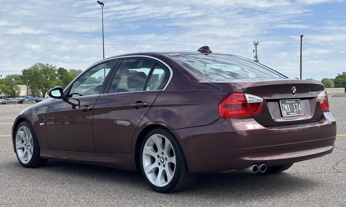 2006 BMW E90 3 Series Sedan - Image 10 of 31