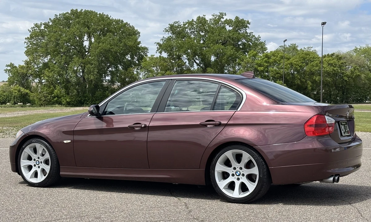 2006 BMW E90 3 Series Sedan - Image 11 of 31