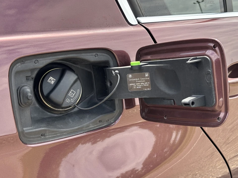 2006 BMW E90 3 Series Sedan - Image 28 of 31