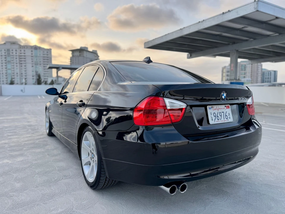 2006 BMW E90 3 Series Sedan - Image 18 of 31