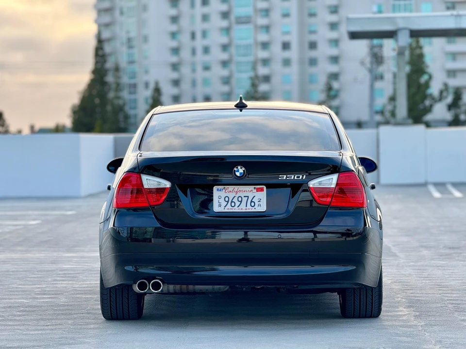 2006 BMW E90 3 Series Sedan - Image 19 of 31