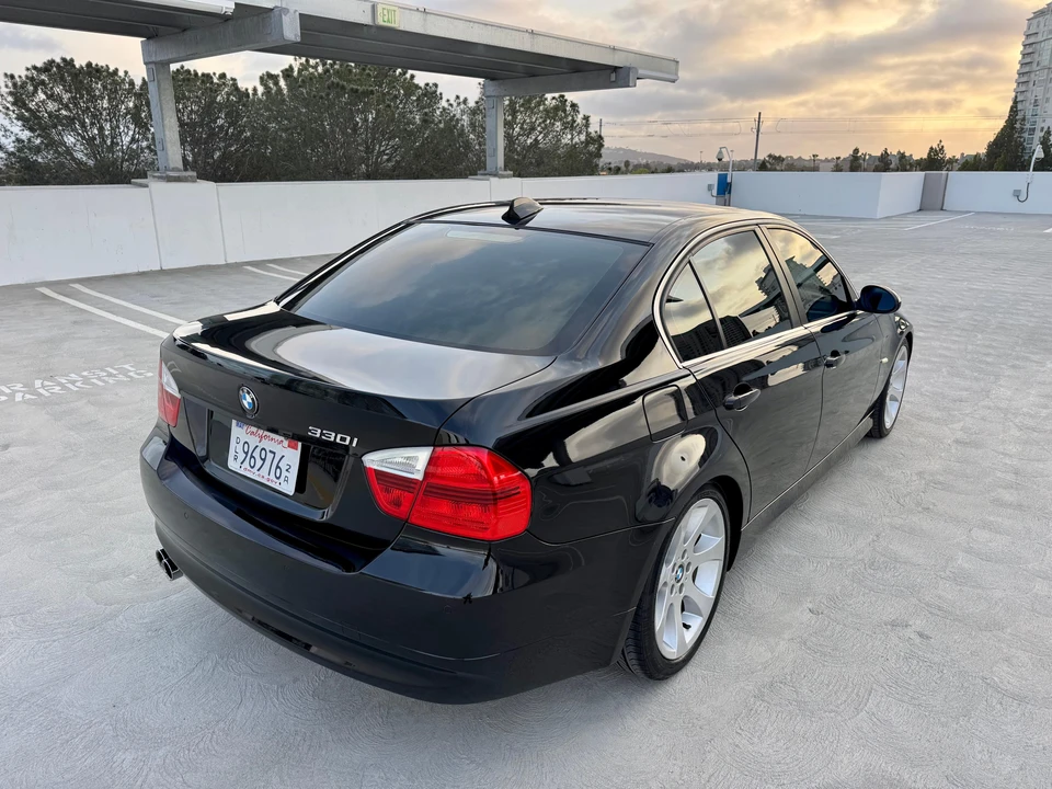 2006 BMW E90 3 Series Sedan - Image 22 of 31
