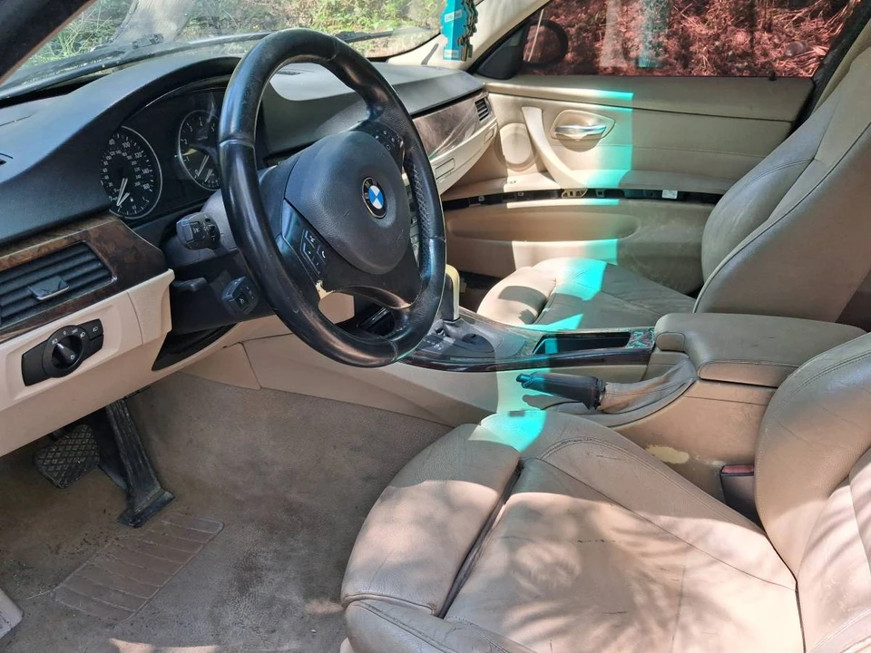2006 BMW E90 3 Series Sedan - Image 4 of 5