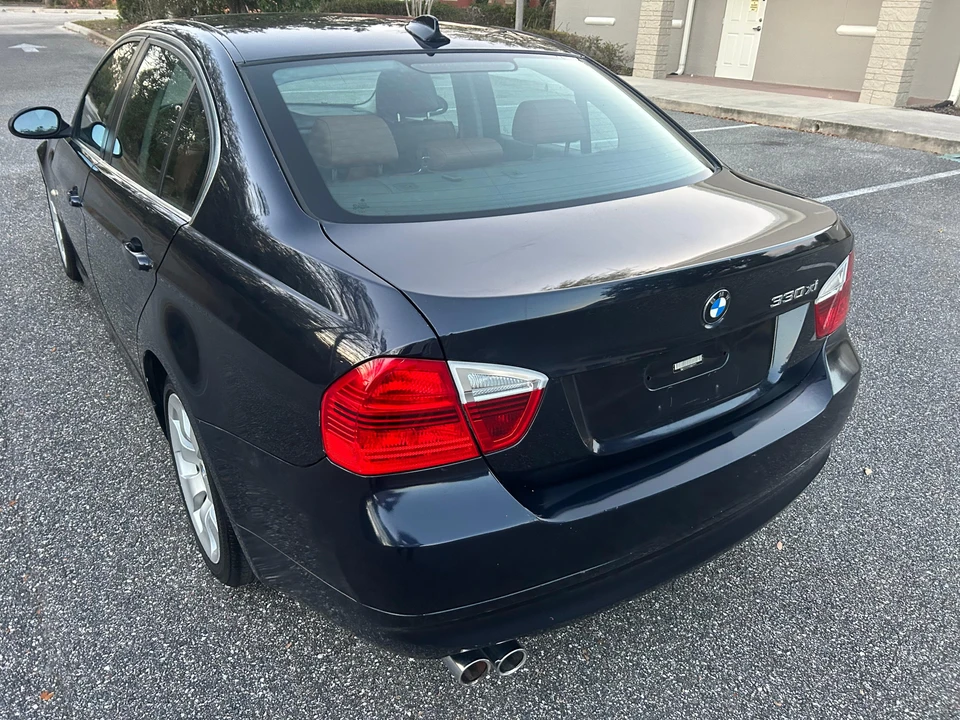 2006 BMW E90 3 Series Sedan - Image 18 of 31