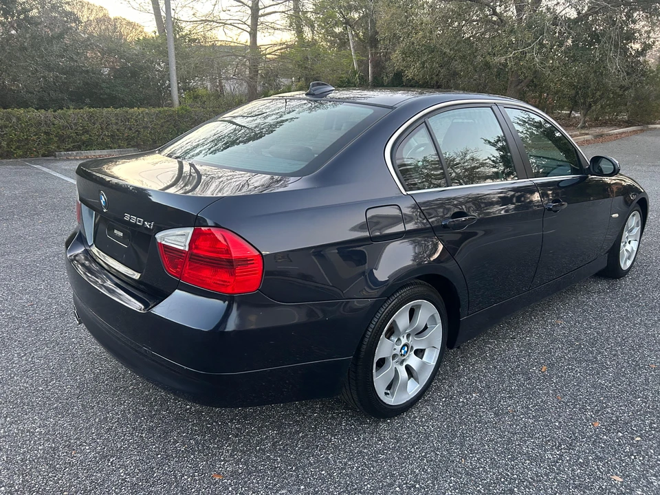 2006 BMW E90 3 Series Sedan - Image 27 of 31