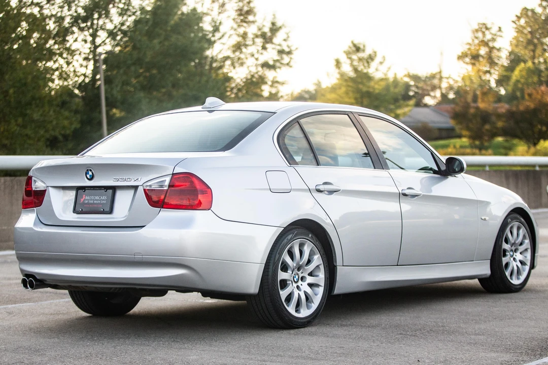 2006 BMW E90 3 Series Sedan - Image 17 of 31